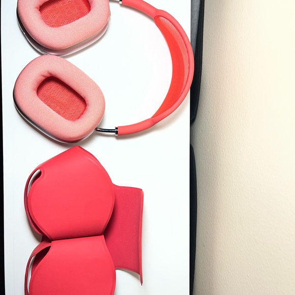 Apple Airpods Max 4 - Picture 2 of 8